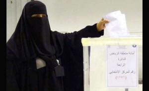 Perempuan Arab petama kali mengikuti pemilu
