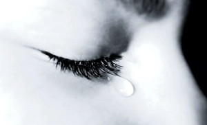 Tetesan air mata penyesalan - Ilustrasi gambar